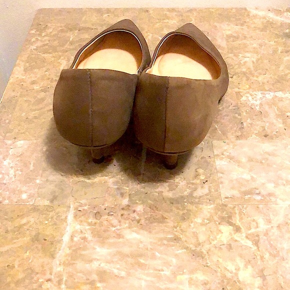 🔥Brown suede leather kitten heel pointy toe pump🦋 - Picture 3 of 4